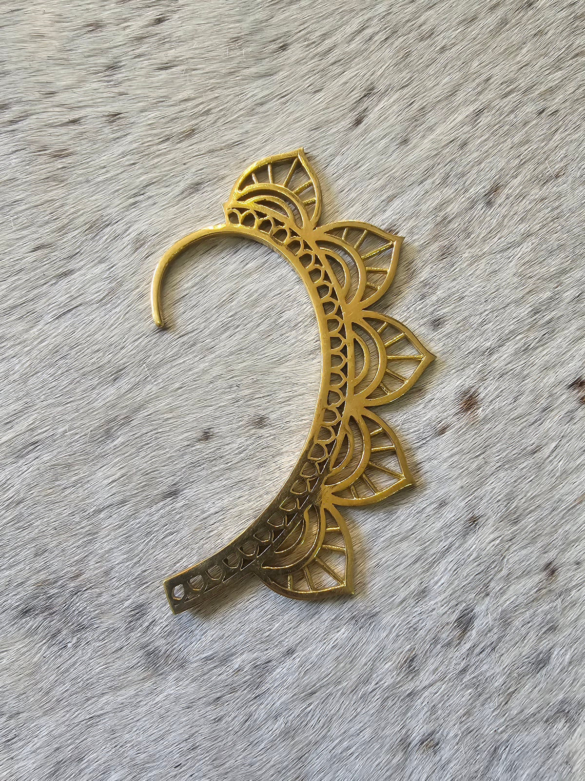 Deco Brass Ear Cuff