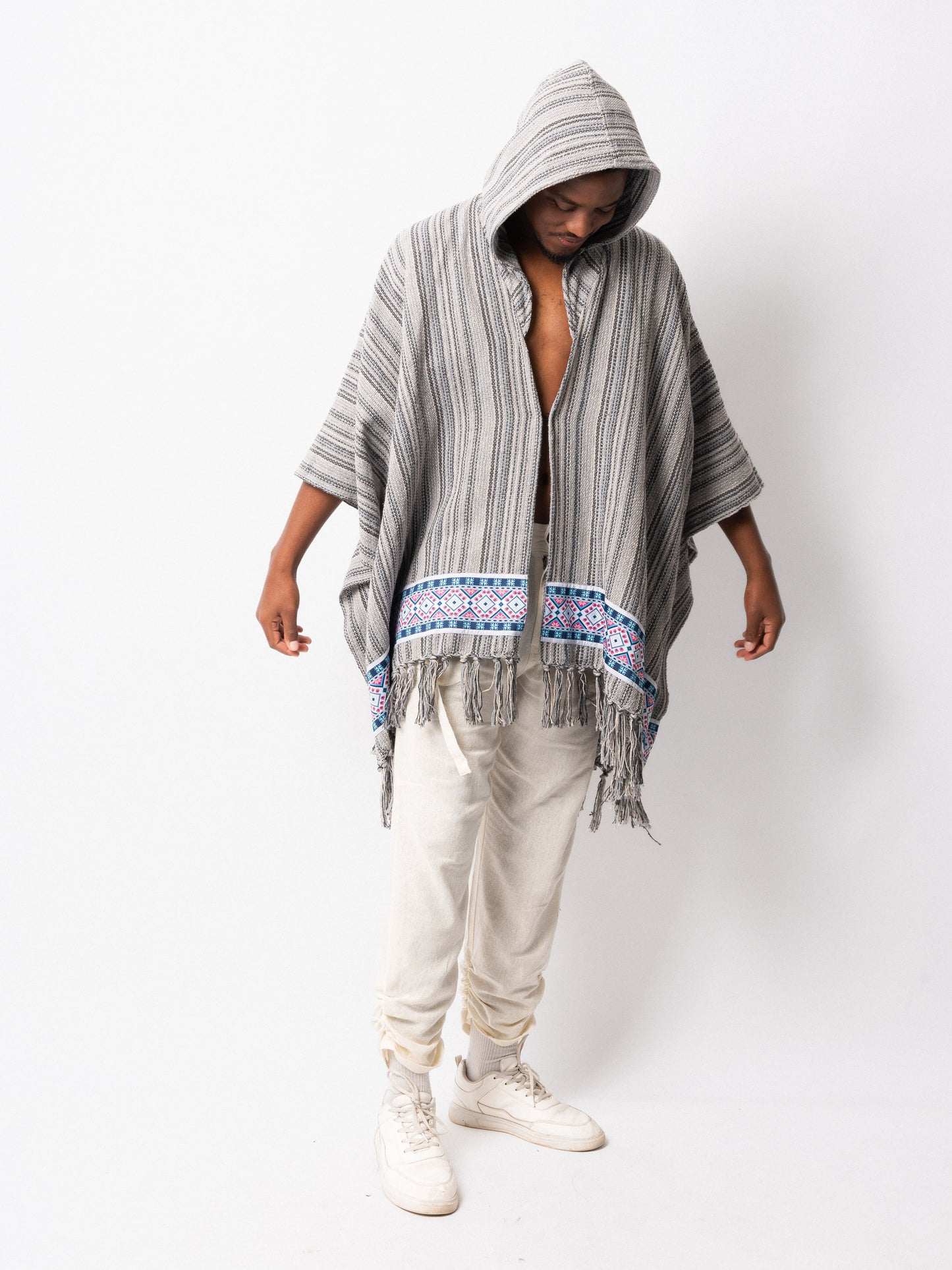 Oscura hooded Poncho