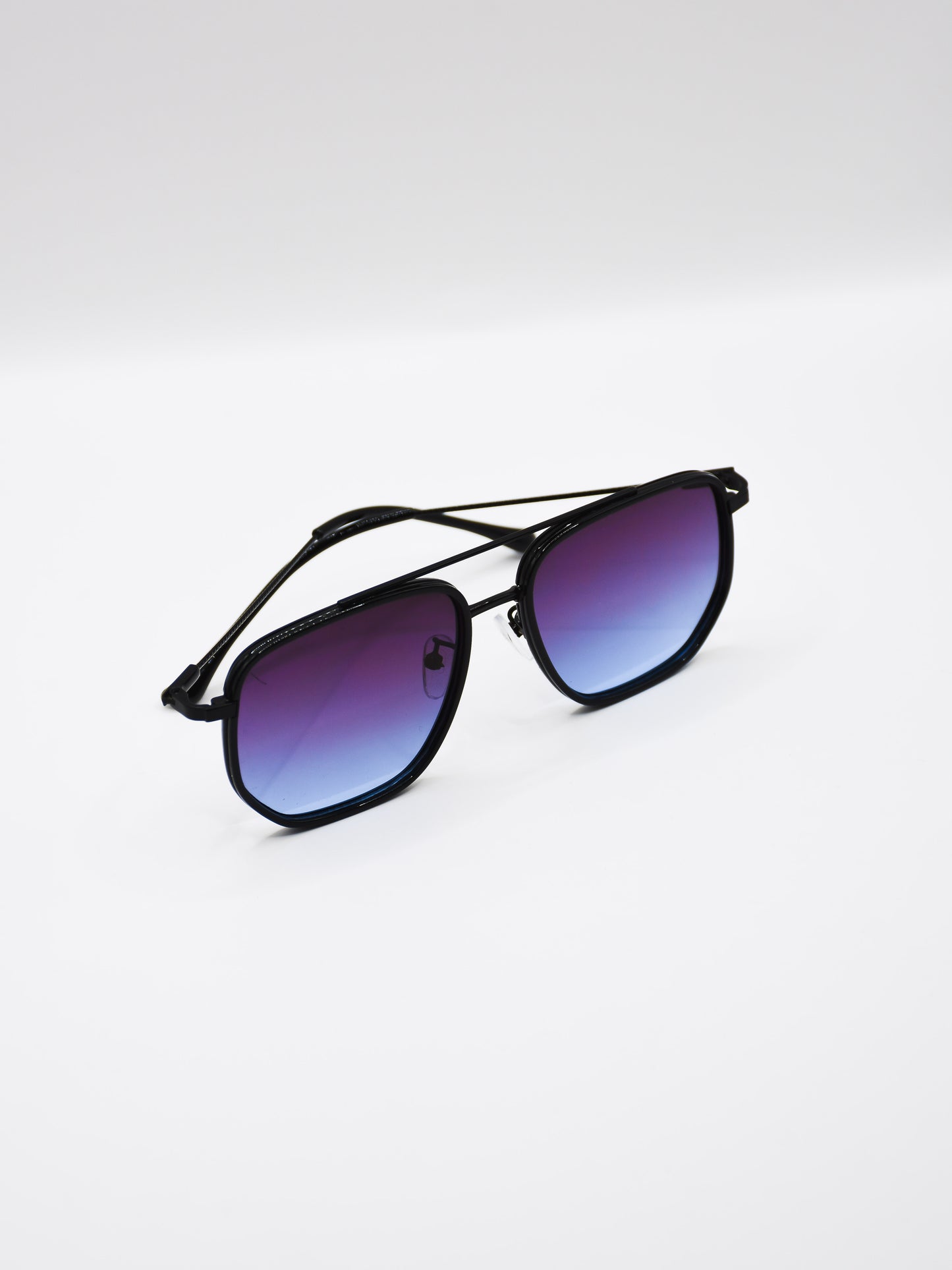 Blue Metal Frame Sunglasses